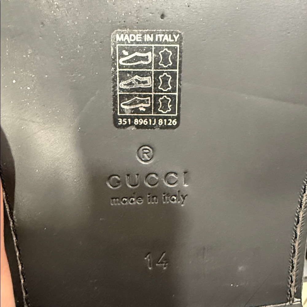 Gucci Black Logo Slide Sandals - Picture 3 of 3